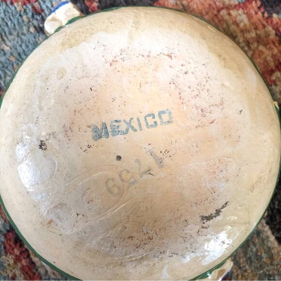 Vintage Tlaquepaque Mexican Pottery Small Pot with Lid Hand Painted - Picture 3 of 4